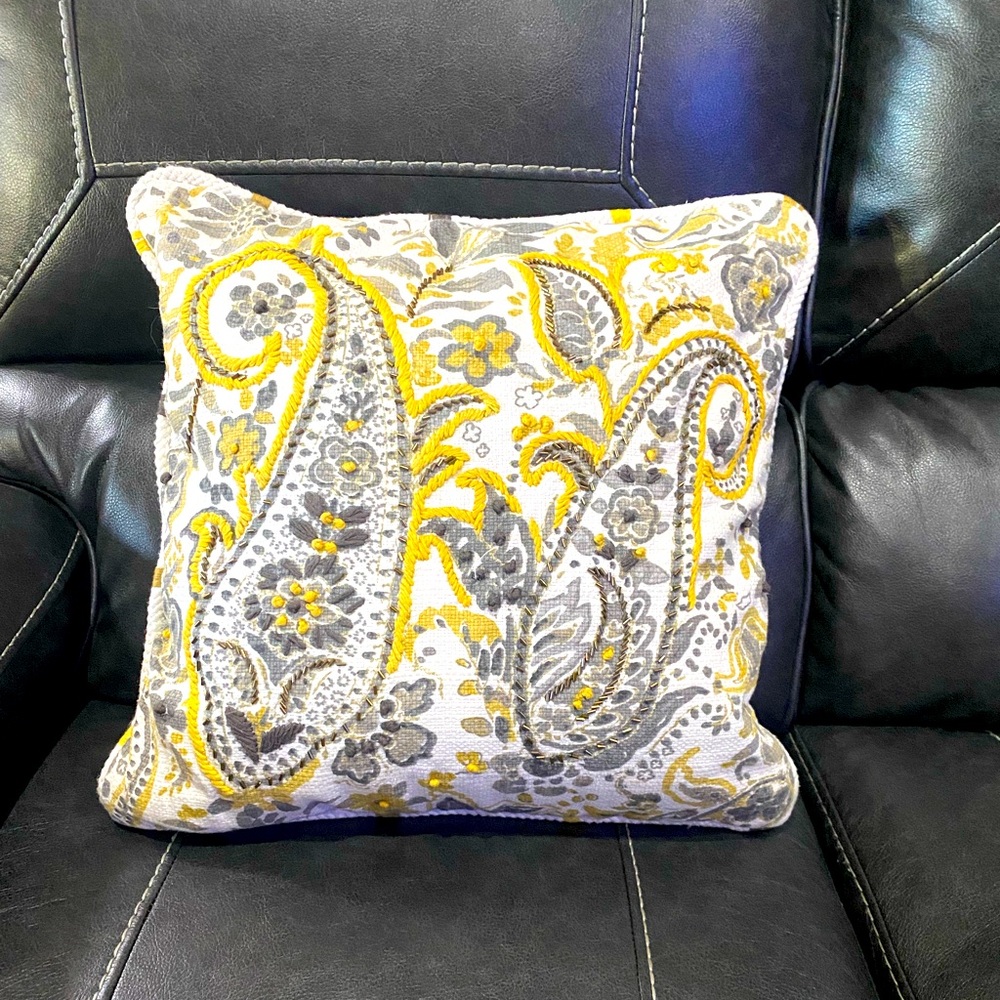 Envogue Decorative Pillow Cover ONLY 18"x19" Paisley Floral Gray Yellow Beaded C